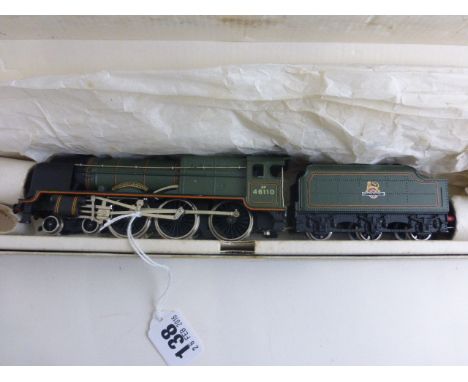 Boxed OO gauge Wrenn W2262 4-6-0 Royal Scot green 'Grenadier Guardsman' engine & tender in excellent condition and vg box