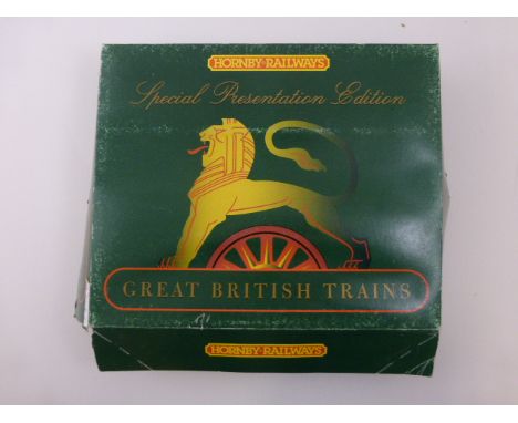 Boxed Special Presentation Edition OO gauge Hornby 'Great British Trains' R2084 GWR King Train Pack with King Charles II engi