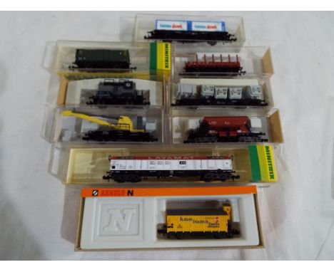 Model railways - a quantity of N gauge items of rolling stock to include Fleischmann, Minitrix and Arnold, near mint, boxed