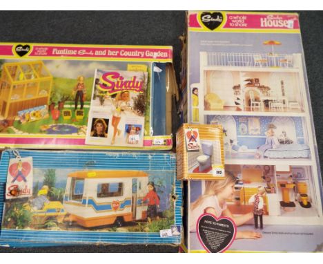 Sindy - a collection of Pedigree vintage Sindy accessories to include a Whole World to Share Sindy doll's house, Funtime Sind