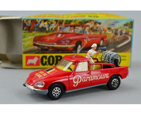 A BOXED CORGI TOYS CITROEN DS TOUR DE FRANCE TEAM MANAGERS CAR, No.510, red body, Tour de France and Paramount decals, two fi