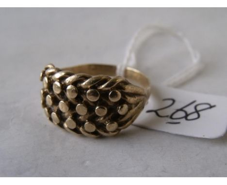 9ct keeper ring approx size R 6.2g     