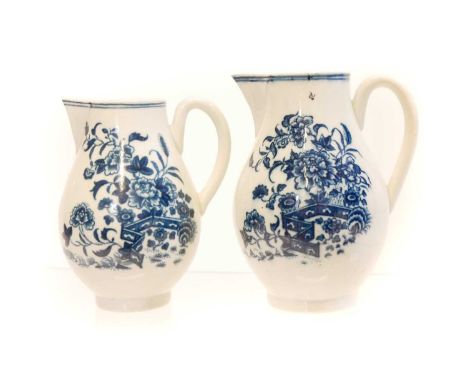 Two Worcester porcelain sparrow beak jugs circa 1780, printed with fence pattern in underglaze blue. The tallest stands 12cm 