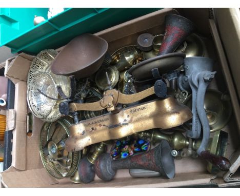 BOX WITH SCALES AND OTHER METALWARE      T3