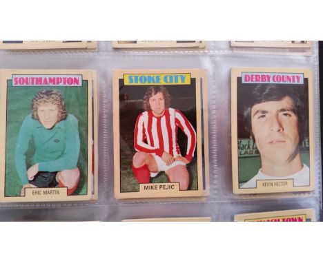 A. &amp; B.C. GUM, 1973 Footballers, in ring-binder, G to EX, 131