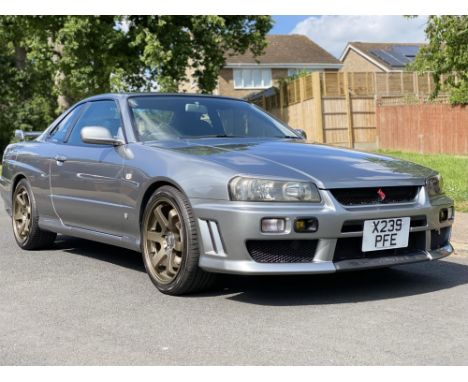 Presenting very well in largely original condition, this fabulous GTT is the last reasonably priced way into R34 ownership.
F