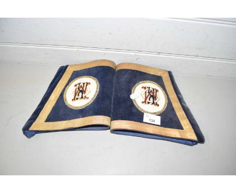 Pair of epaulettes with enamelled detail