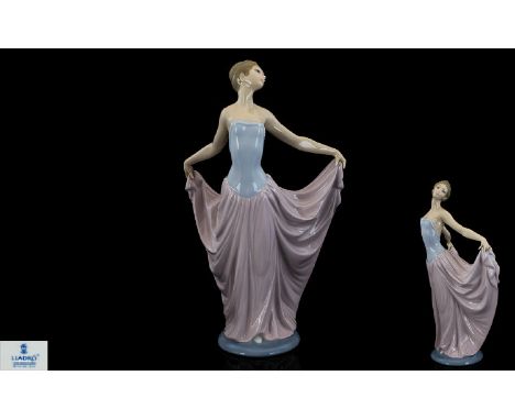 Lladro Porcelain Figurine ' Dancer ' Model No 5050. Issued 1979 - 1998. Height 11.5 Inches. 1st Quality &amp; Mint Condition.