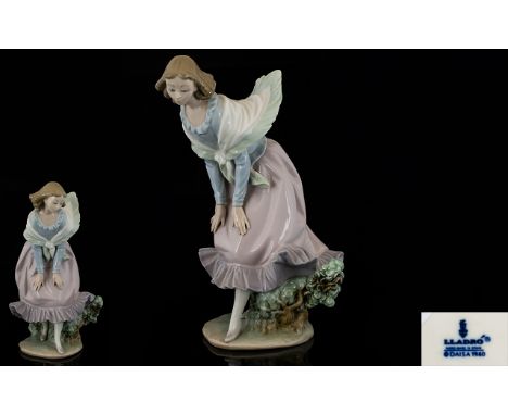 Lladro - Large and Impressive Porcelain Figurine - Rare Piece ' March Winds ' Model No 5061. Issued 1980 - 1983 Retired. Heig