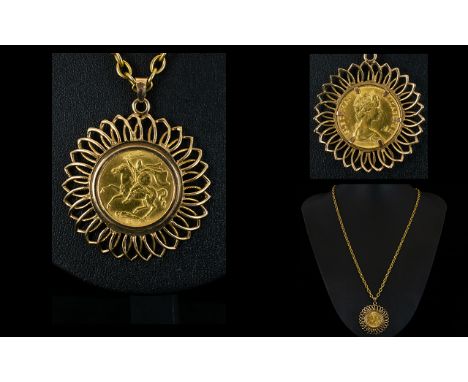 Elizabeth II - Isle of Man 22ct Full Sovereign -  Mounted In a 9ct Gold Starburst Design Mount, with Attached Long and Solid 