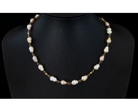 Fresh Water Pearl Necklace Silver gilt chain and clasp, length 16 inches. 