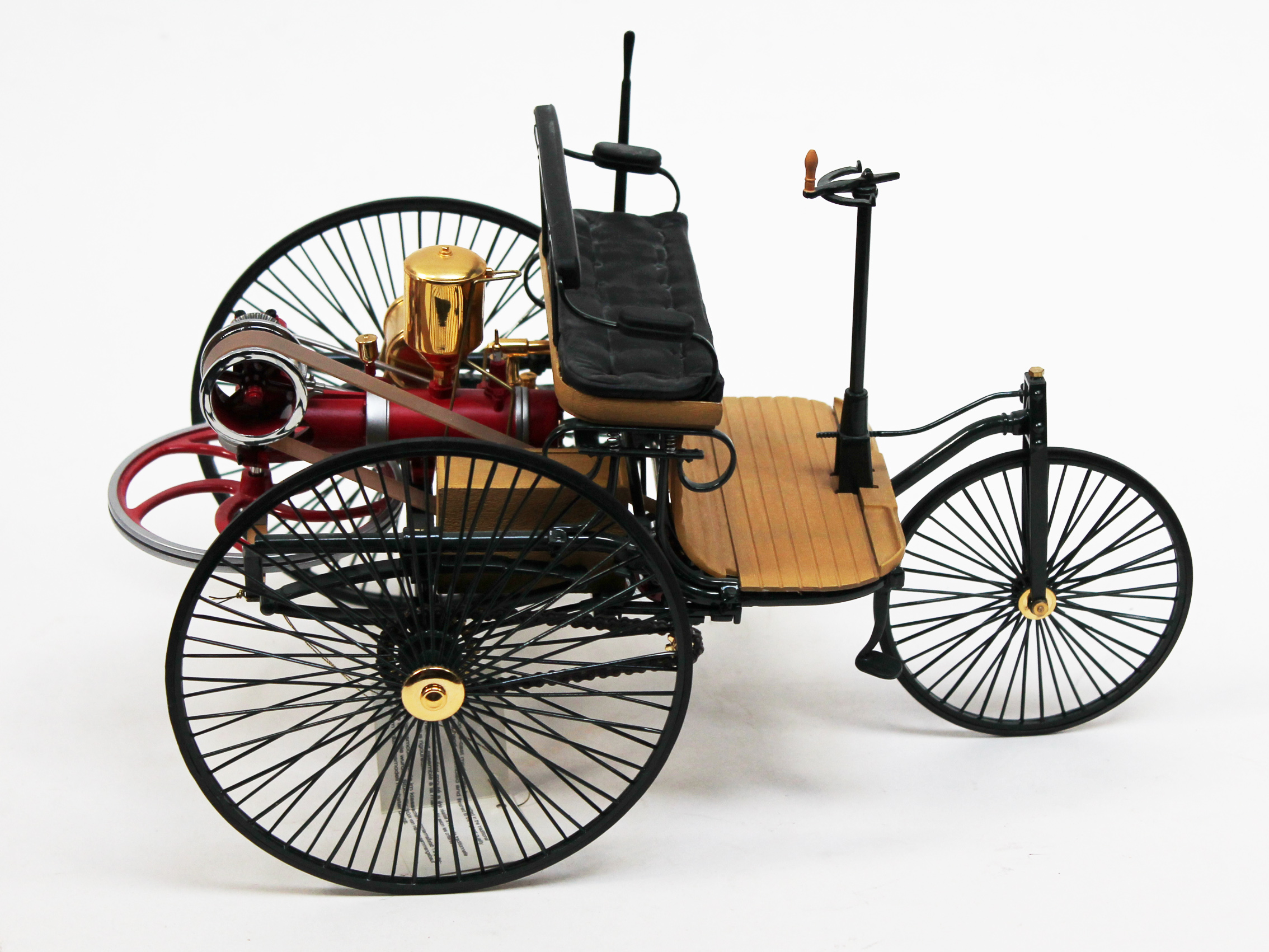 Какой первый. Benz Patent-Motorwagen 1886. Benz Patent-Motorwagen 1886 модель. Бенц Моторваген 1894. Motorwagen 1886.