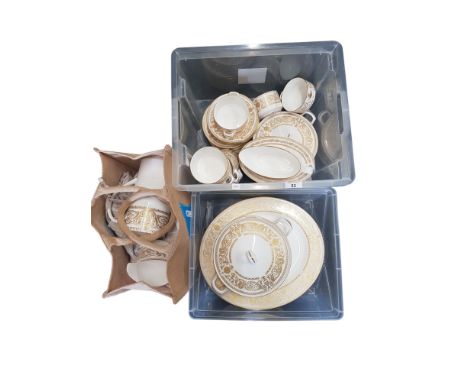 ROYAL WORCESTER 'HYDE PARK' COFFEE/DINNER SERVICE 