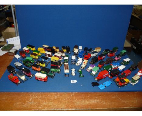 A quantity of model buses and lorries including Matchbox, Corgi, days Gone By etc.