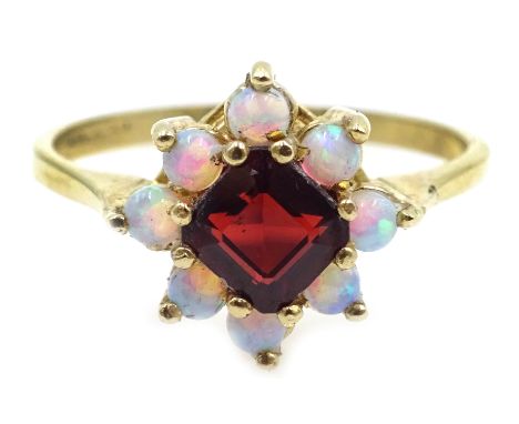 Gold opal and garnet cluster ring, hallmarked 9ct Condition Report & Further Details Approx 2gm, size PClick here for further