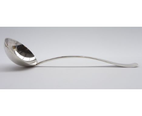 Silver soup ladle with rat tail bowl London 1935 Maker Barraclough & Sons 7.8oz Condition Report & Further Details Click here