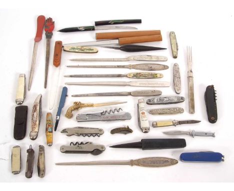 Quantity of mainly vintage paper knives and novelty penknives (37)
