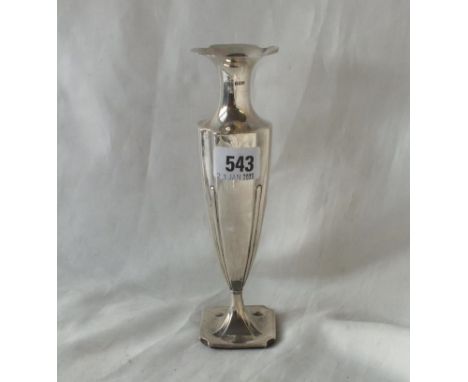 Specimen vase with slender body – 8” high – Sheffield 1901 by R&amp;B 