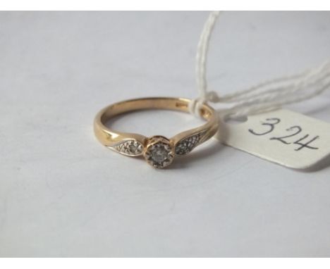 Diamond ring with diamond shoulders in 9ct – size N   