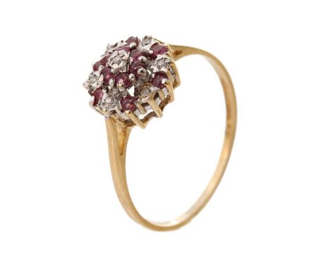 9ct gold ladies ruby and diamond ring, 1.4 grams, size N.  