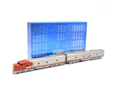 Balboa HO gauge model railway diesel locomotive, AT &amp; SF E-8 A and B unit, brass model, silver livery, boxed