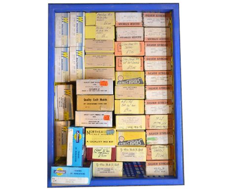 Forty HO gauge model railway passenger coach and freight wagon kits, including Athearn; Silver Streak; Walthers; and others, 