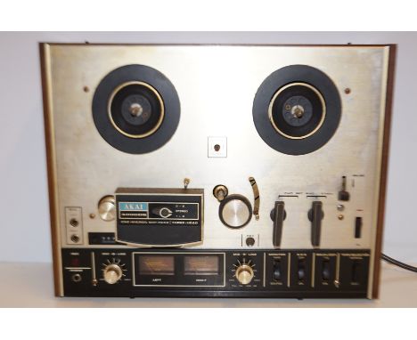 Retro Akai model 4000 DS tape recorder 