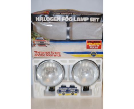 Vintage halogen fog lamp set by ring company (Appears as new &amp; unused) 