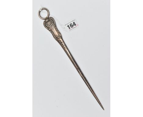 A GEORGIAN SILVER MEAT SKEWER, Kings pattern to the terminal, with large ring, length 28.5cm, hallmarked 'W M over A M' Glasg