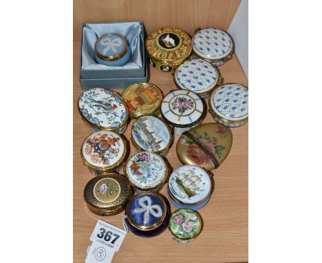A COLLECTION OF ENAMEL AND PORCELAIN TRINKET BOXES, sixteen pieces to include Limoges, Crummles &amp; Co, Halcyon Days, Spode