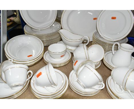 LARGE QUANTITY OF ROYAL WORCESTER CONTESSA DESIGN DINNERWARE, circa 1982, including twelve dinner plates, one meat plate, thr