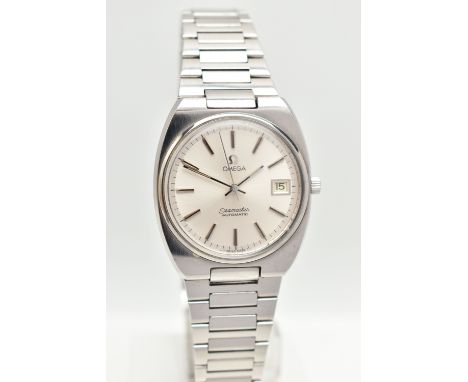 AN 'OMEGA' SEAMASTER WRISTWATCH, automatic movement, round silver tone dial signed 'Omega Seamaster automatic', baton markers