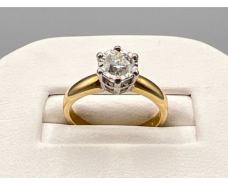 Ladies 18ct gold diamond solitaire ring. Comprising of a Round brilliant cut diamond approx .30ct size J 3.4g