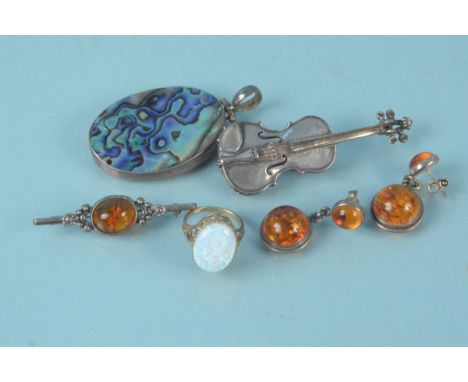 Silver jewellery including an opal set ring and shell set pendant plus a white metal cello brooch