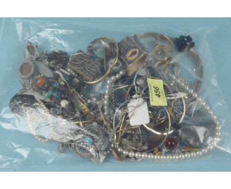 A collection of silver, white metal and costume jewellery (most items are as found)