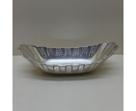 A silver oval dish with pierced boarder - 29cm x 14cm - Sheffield 1902/03 JD &amp; S - approx weight 11 troy oz - some surfac