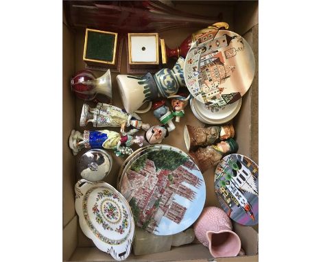 Boxed lot of miscellaneous ceramics and glass to include Royal Doulton, Poole, Royal Worcester, etc.