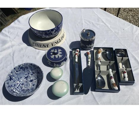 Quantity of ceramics to include Royal Worcester, Adams, Royal Doulton etc...