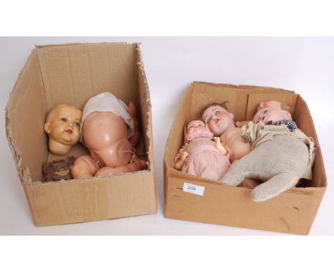 DOLLS: A collection of vintage and antique dolls - each AF - including A&M, German examples etc.