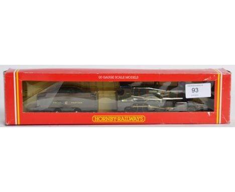 HORNBY: An original Hornby 00 Gauge R584 County Of Denbigh locomotive. In original box with paperwork.

Notes: this lot comes