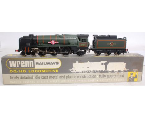 WRENN: An original Wrenn Railways 00 gauge W2238 4-6-2 Clanline BH Green locomotive. In original box, with instructions. 

NO