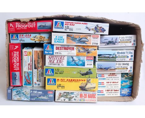 MODEL KITS: A collection of 19x model kits - Hobby, Boss, Ace, Academy, Dragon, Italeri etc.

From a large consignment of pla