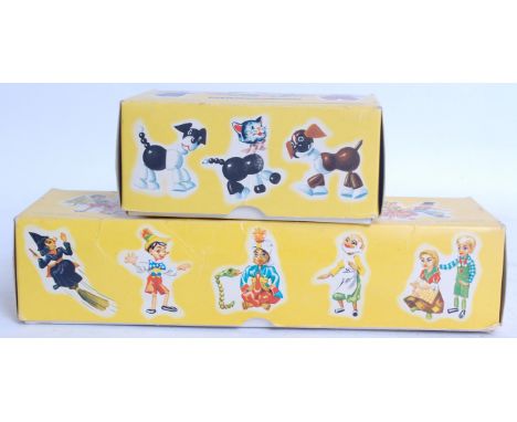 PELHAM PUPPETS; Two retro vintage Pelham Puppets both in original boxes to include Baby Dragon and Mouse. Pelham Puppets were