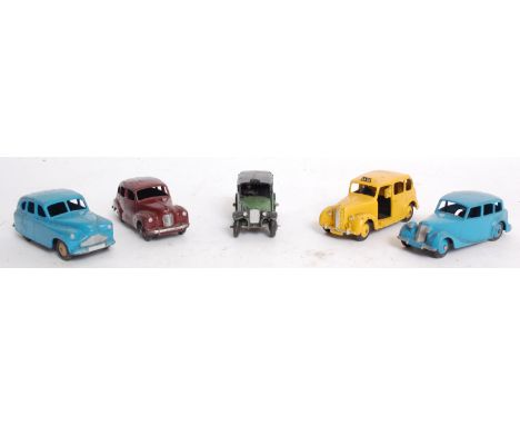 DINKY; a collection of 5x vintage 1930's Dinky Meccano diecast model vehicles / cars, comprising of; blue Triumph, blue Vangu