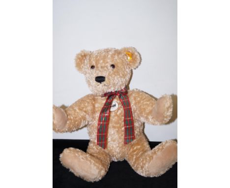 Steiff teddy bear (No box or COA)