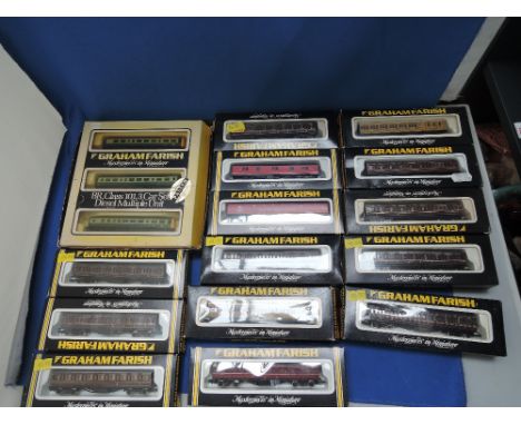 A Graham Farish N gauge 3 car set DMU 8145 and 14 Graham Farish N gauge carriages all boxed