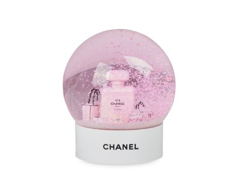 CHANEL NO.5 PERFUME SNOW GLOBE Condition grade A. Chanel VIP gift snow globe, featuring a No.5 perfume bottle, shopping bags 