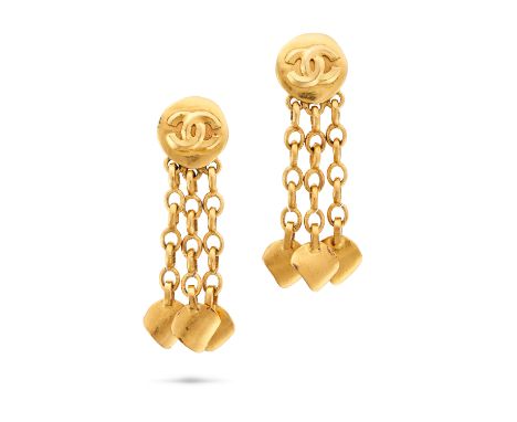 CHANEL VINTAGE CC CHAINLINK CLIP-ON EARRINGS Comprising a gold plated interlocking CC with three chainlink accents with gold 