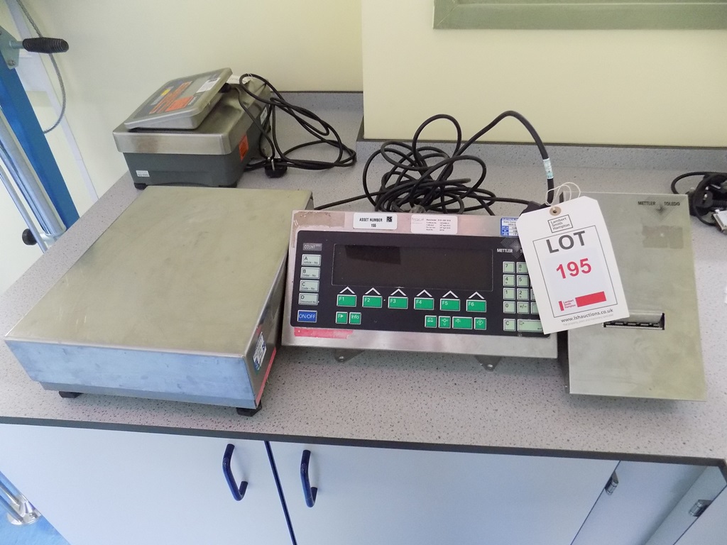 Mettler Toledo ID7 electronic weighing scale, s/n 2388206, with Mettler ...