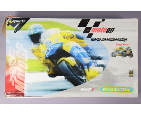 Scalextric compact online motogp